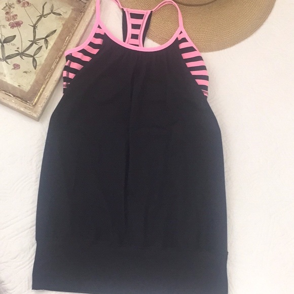 Lululemon No Limits Tank - Picture 2 of 14